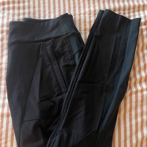 Athleta hybrid cargo